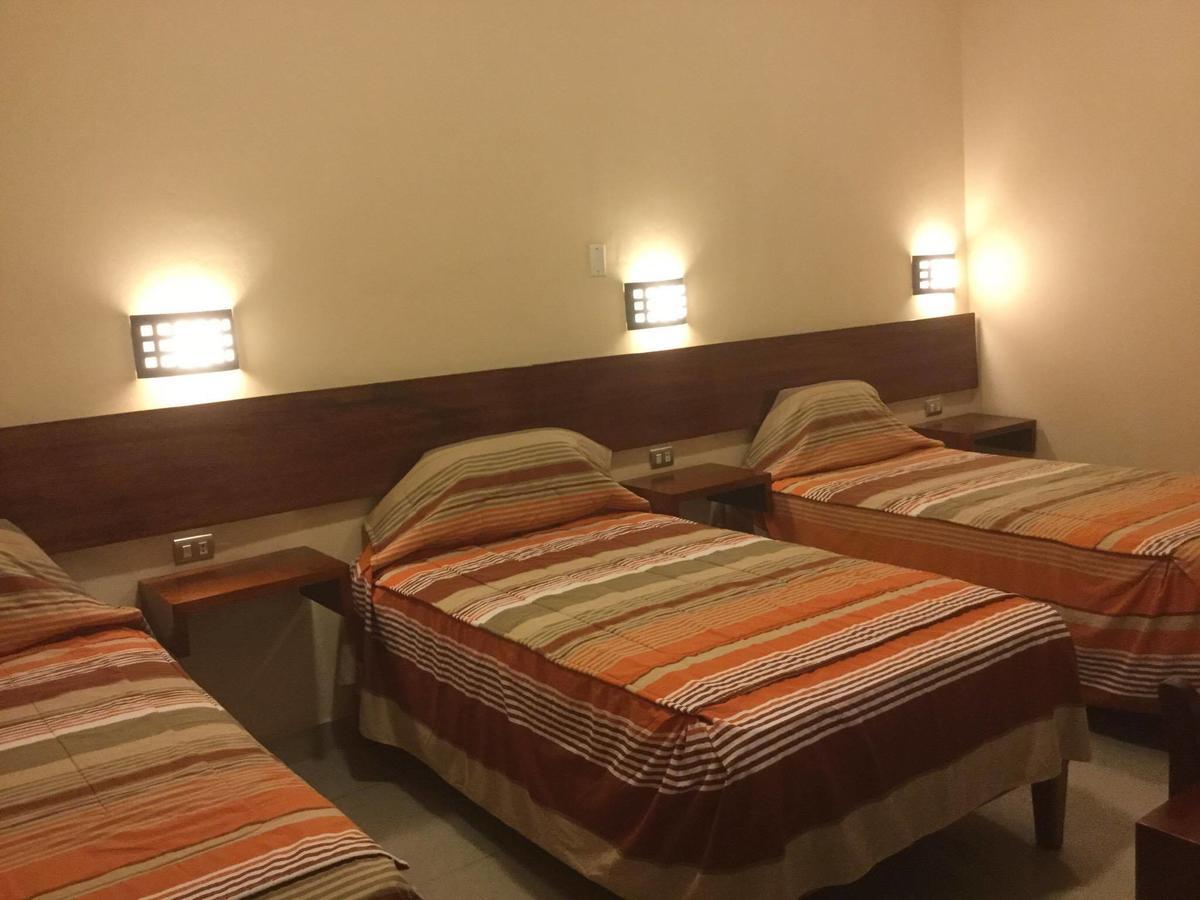 Tariri Hotel Пукальпа Экстерьер фото