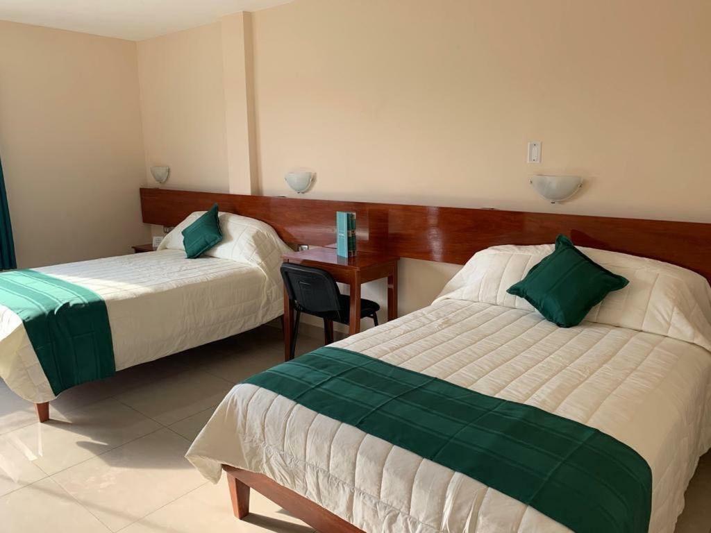 Tariri Hotel Пукальпа Экстерьер фото
