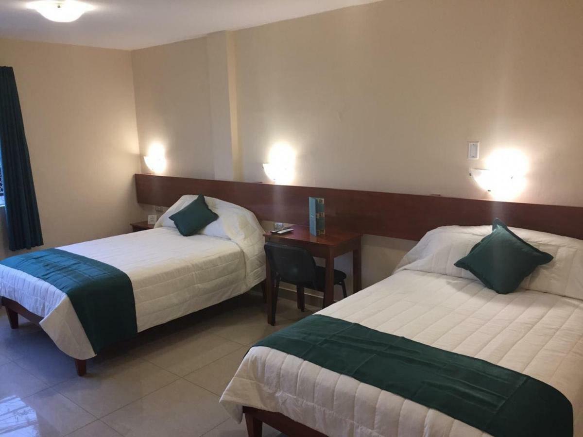 Tariri Hotel Пукальпа Экстерьер фото
